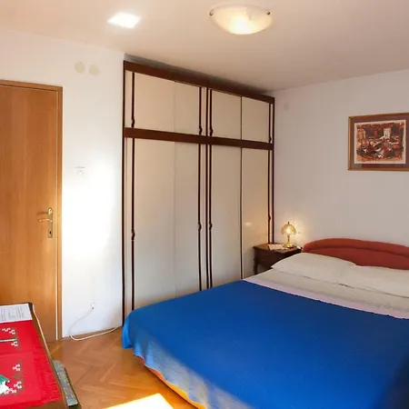 Nevica Apartment